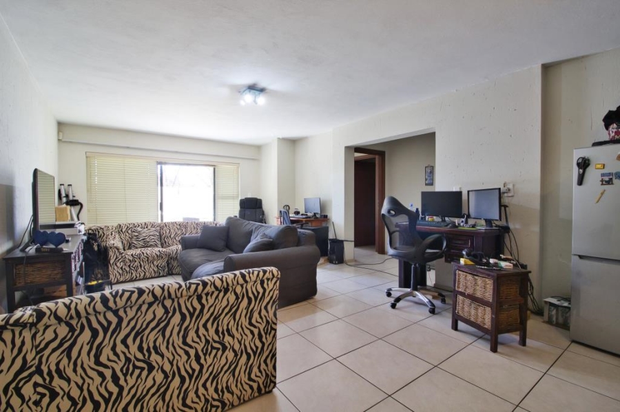 2 Bedroom Property for Sale in Hurlyvale Gauteng