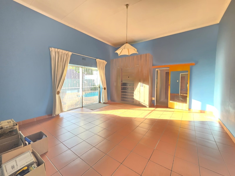 4 Bedroom Property for Sale in Marais Steyn Park Gauteng