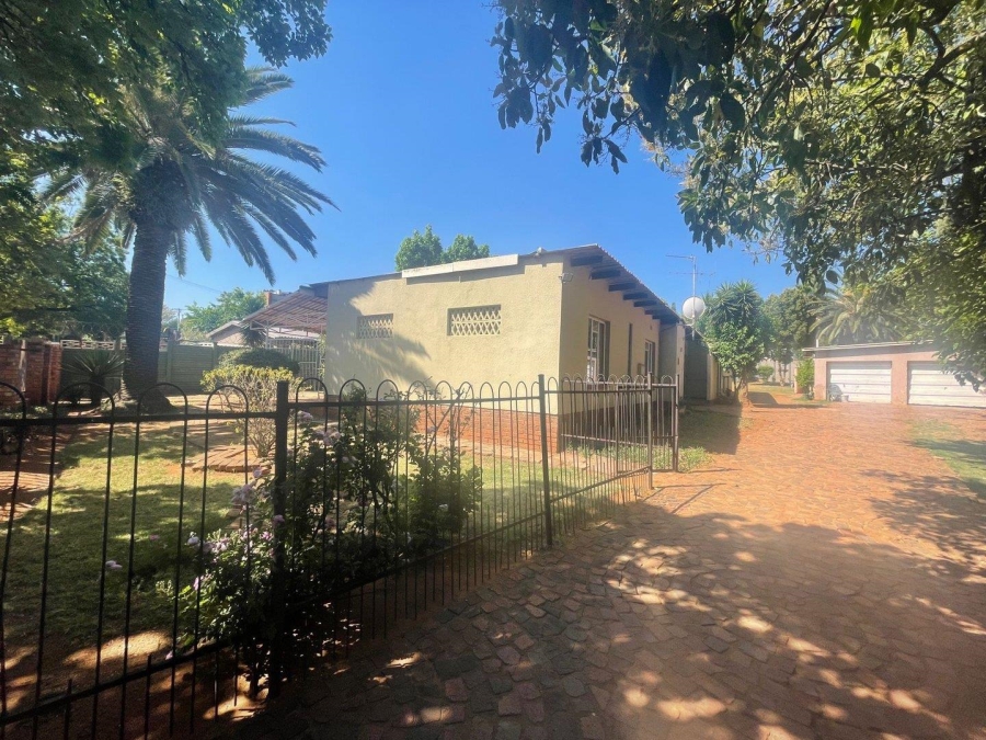 3 Bedroom Property for Sale in Monument Park Gauteng