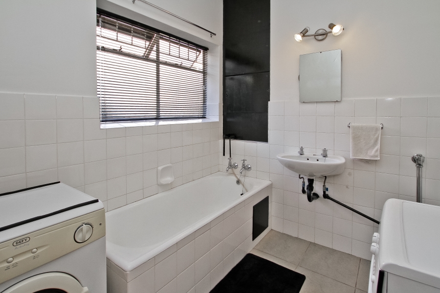 2 Bedroom Property for Sale in Orchards Gauteng