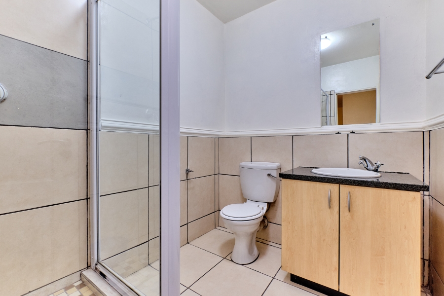 2 Bedroom Property for Sale in Eltonhill Gauteng