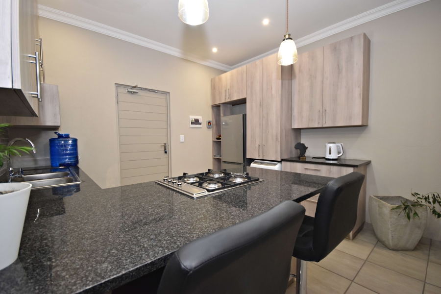 2 Bedroom Property for Sale in Ferndale Gauteng