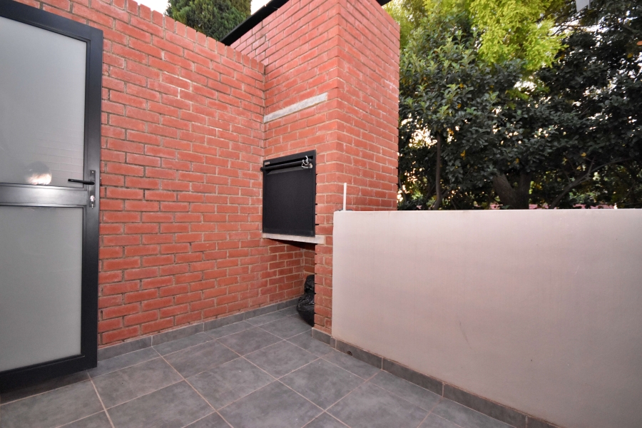 2 Bedroom Property for Sale in Ferndale Gauteng