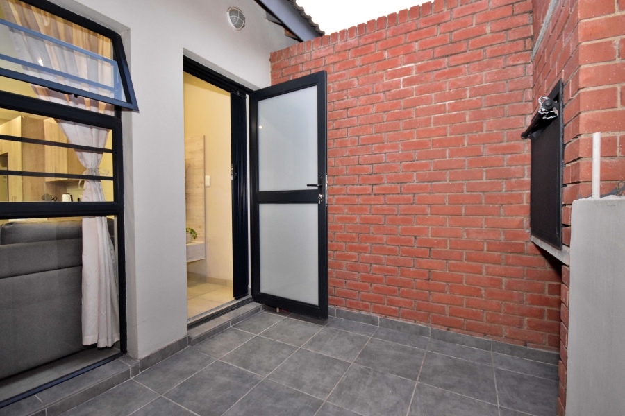 2 Bedroom Property for Sale in Ferndale Gauteng