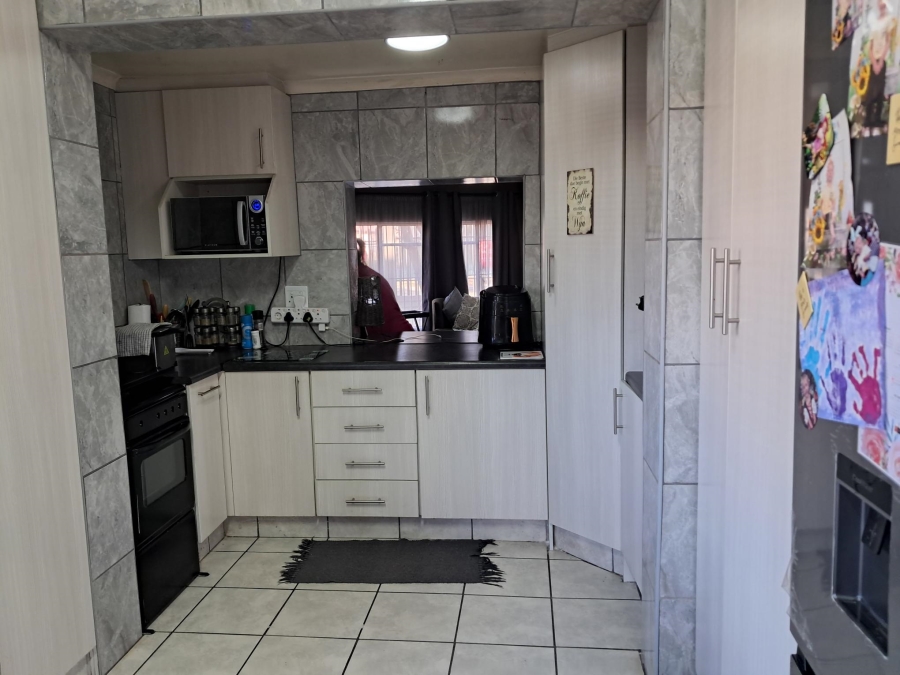 4 Bedroom Property for Sale in Minnebron Gauteng