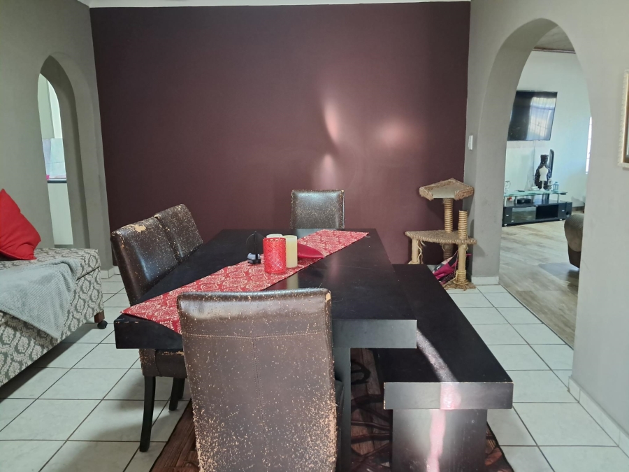 4 Bedroom Property for Sale in Minnebron Gauteng