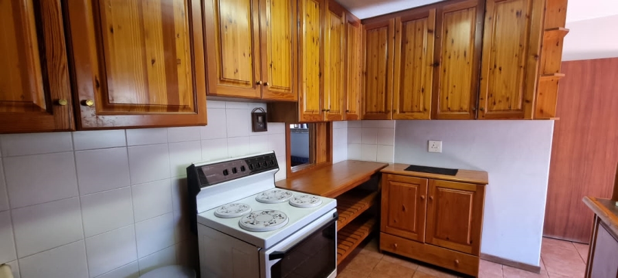 To Let 2 Bedroom Property for Rent in Eldoraigne Gauteng