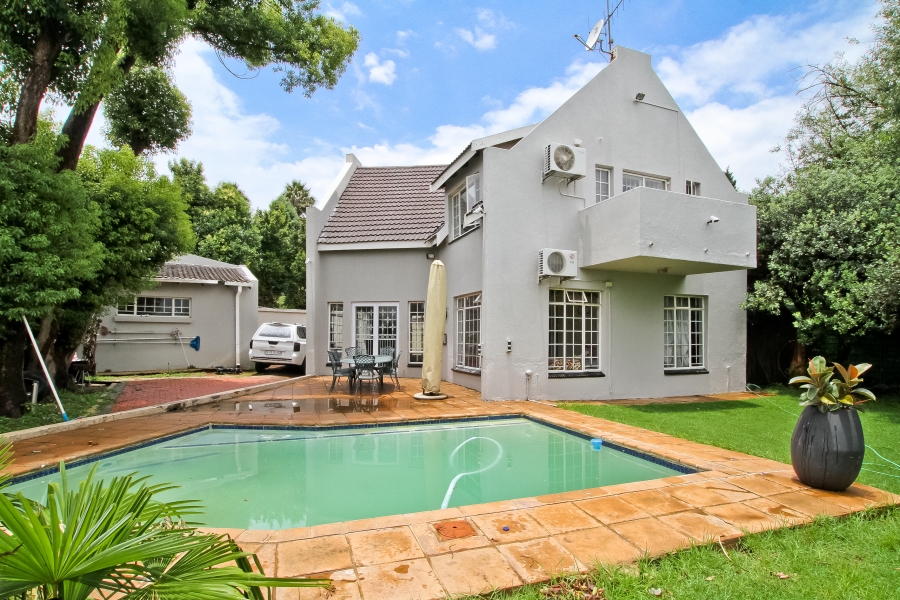 3 Bedroom Property for Sale in Corlett Gardens Gauteng