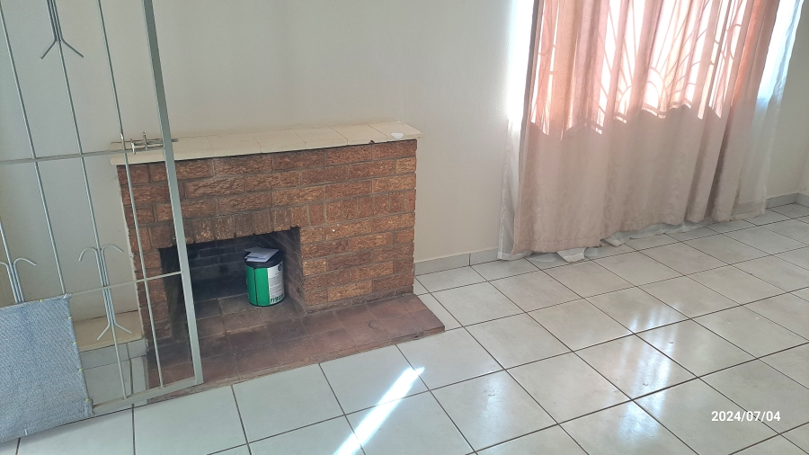 3 Bedroom Property for Sale in Mountain View Gauteng