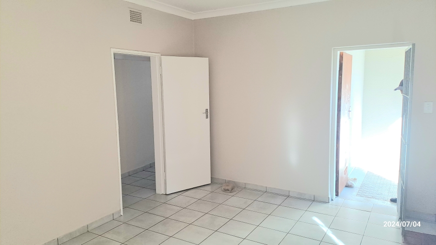 3 Bedroom Property for Sale in Mountain View Gauteng