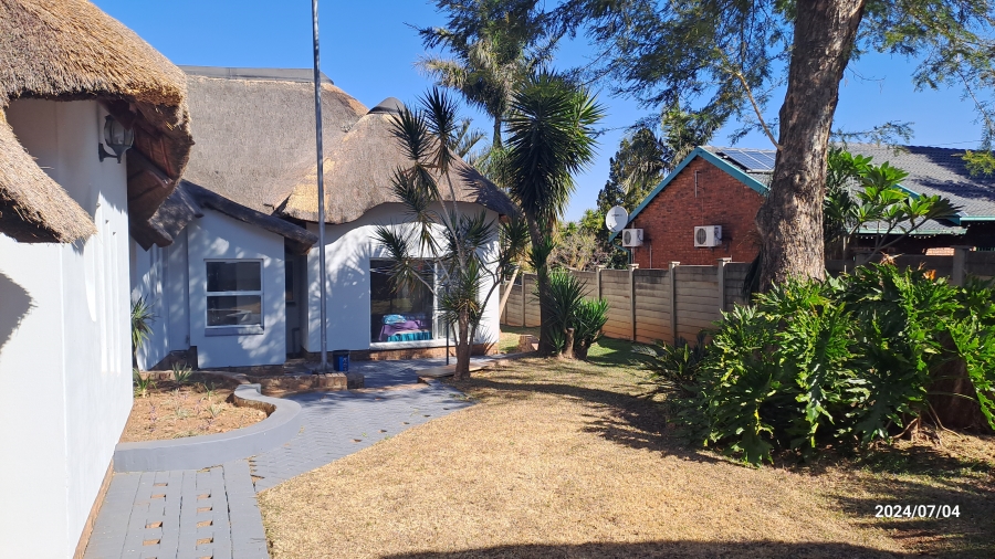 6 Bedroom Property for Sale in Suiderberg Gauteng