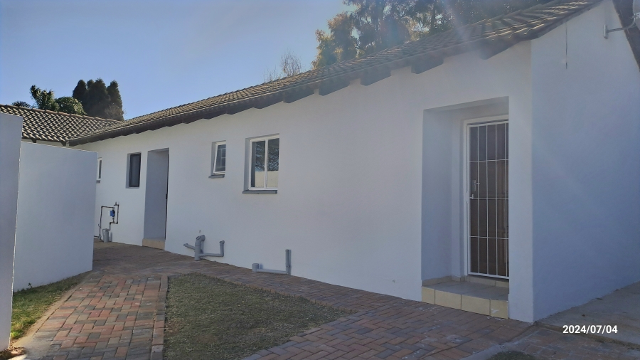 6 Bedroom Property for Sale in Suiderberg Gauteng