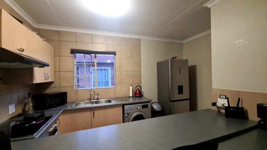 1 Bedroom Property for Sale in Newmark Estate Gauteng