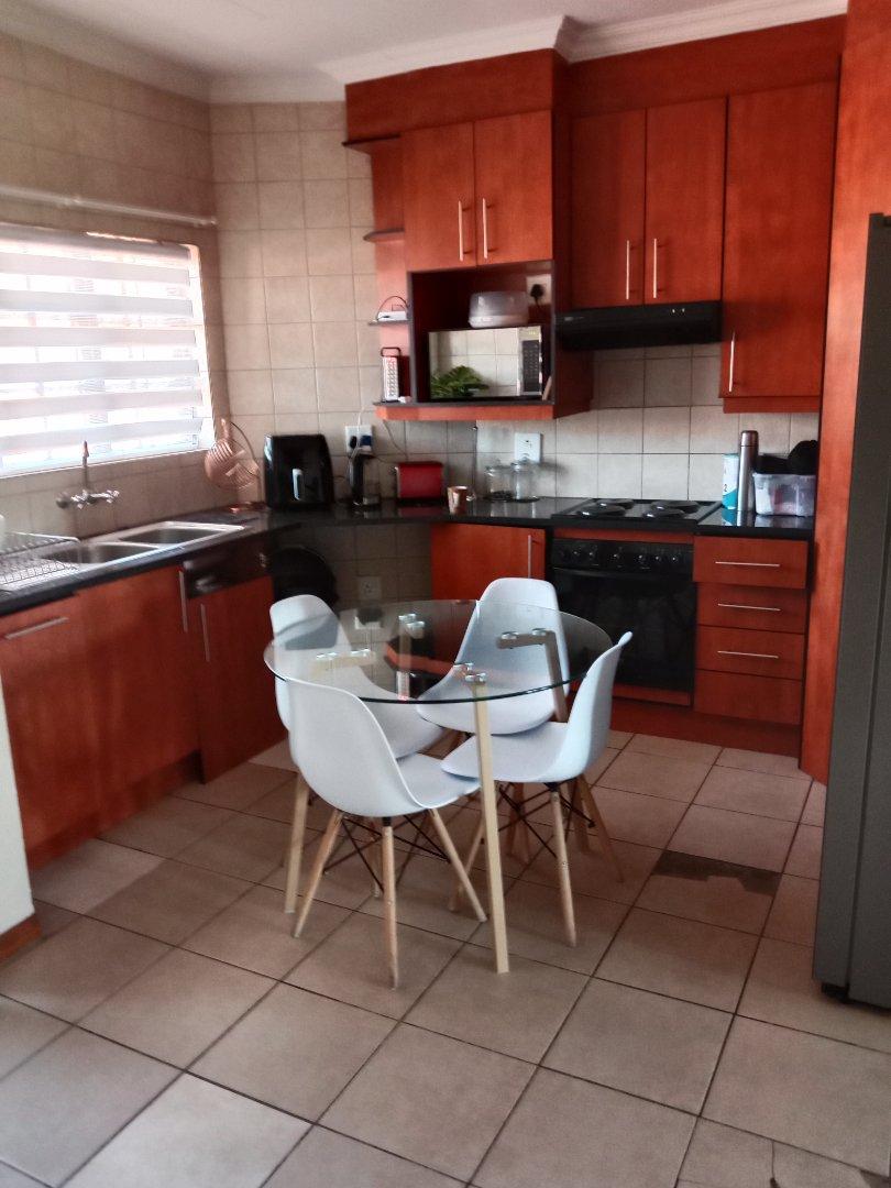 2 Bedroom Property for Sale in Heatherview Gauteng