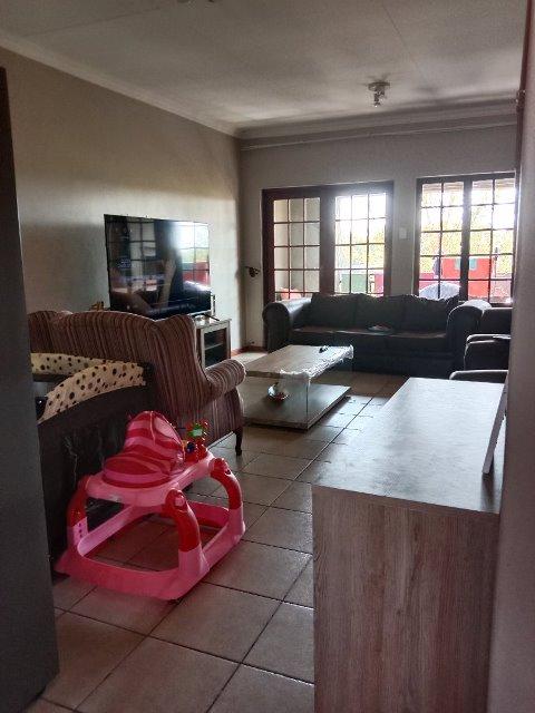 2 Bedroom Property for Sale in Heatherview Gauteng