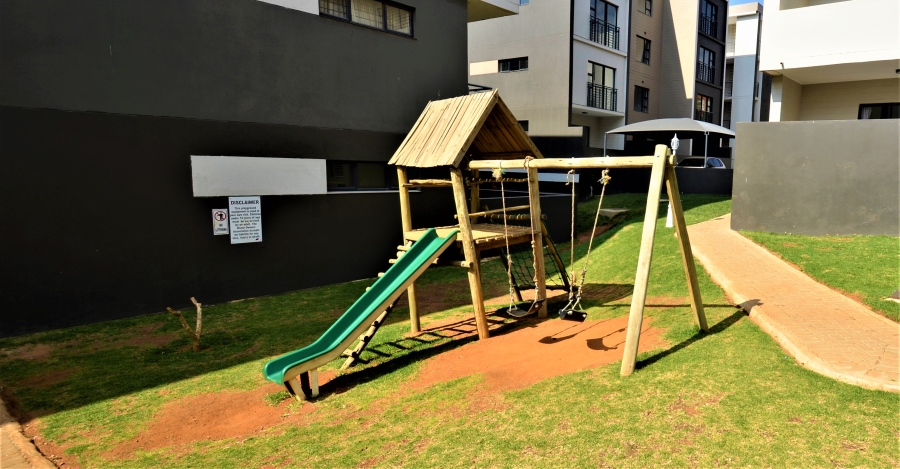 2 Bedroom Property for Sale in North Riding Gauteng