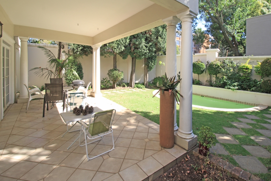 3 Bedroom Property for Sale in Melrose North Gauteng