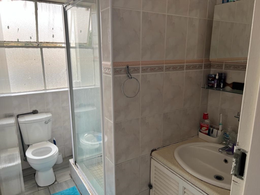 4 Bedroom Property for Sale in Bramley Park Gauteng