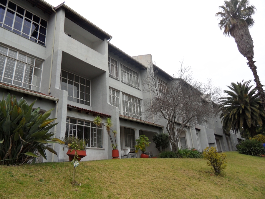 4 Bedroom Property for Sale in Bramley Park Gauteng