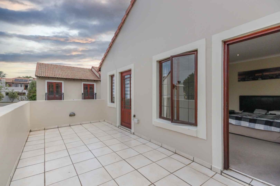 3 Bedroom Property for Sale in Barbeque Downs Gauteng