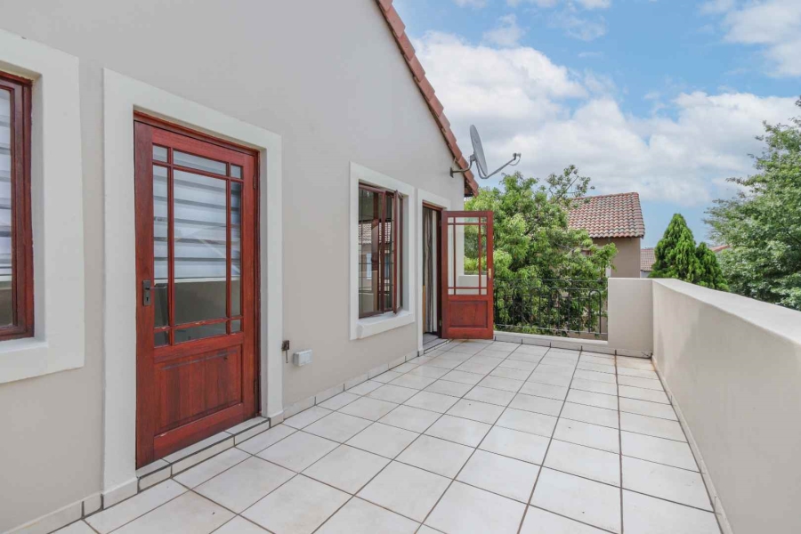 3 Bedroom Property for Sale in Barbeque Downs Gauteng