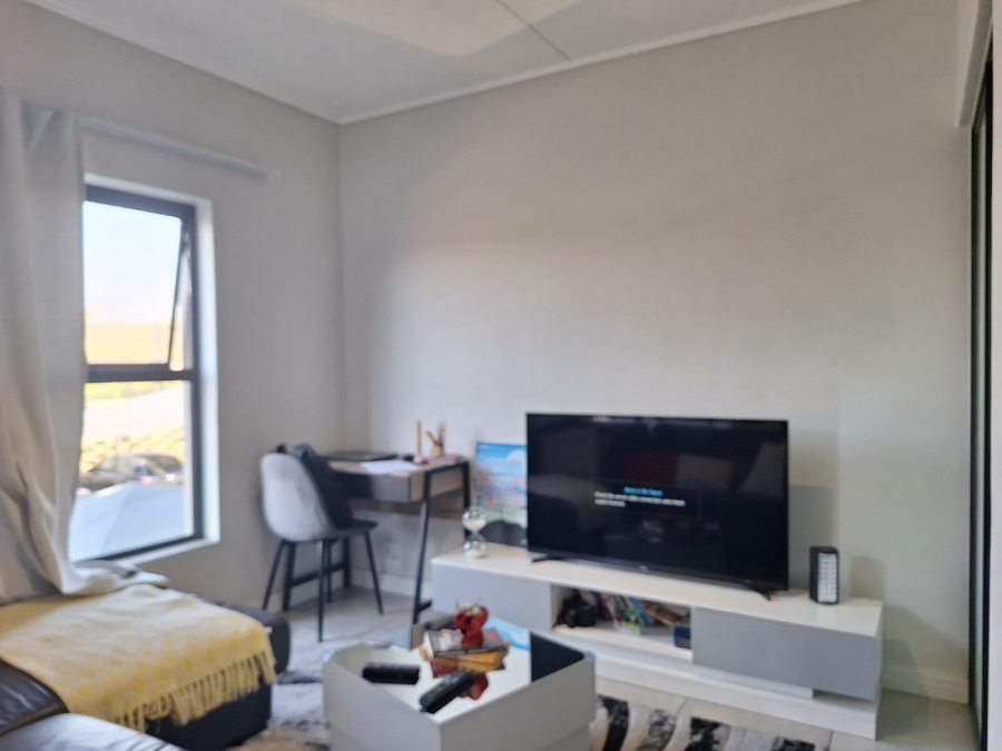 To Let 1 Bedroom Property for Rent in Waterfall Gauteng