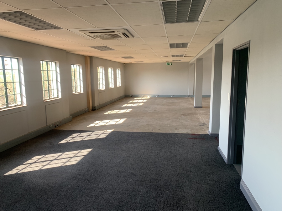 To Let commercial Property for Rent in Randjespark Gauteng