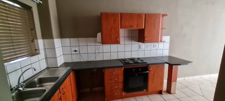 2 Bedroom Property for Sale in Amberfield Gauteng