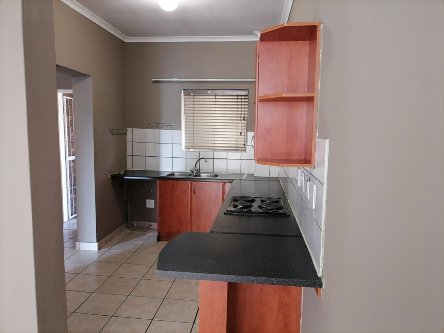 2 Bedroom Property for Sale in Amberfield Gauteng