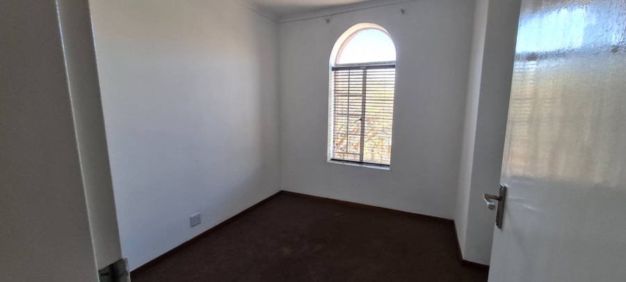 2 Bedroom Property for Sale in Amberfield Gauteng