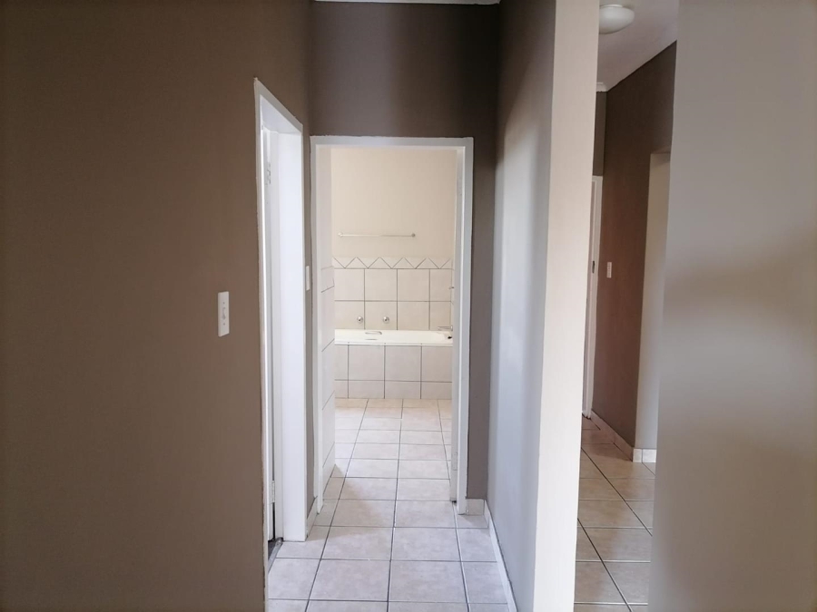 2 Bedroom Property for Sale in Amberfield Gauteng