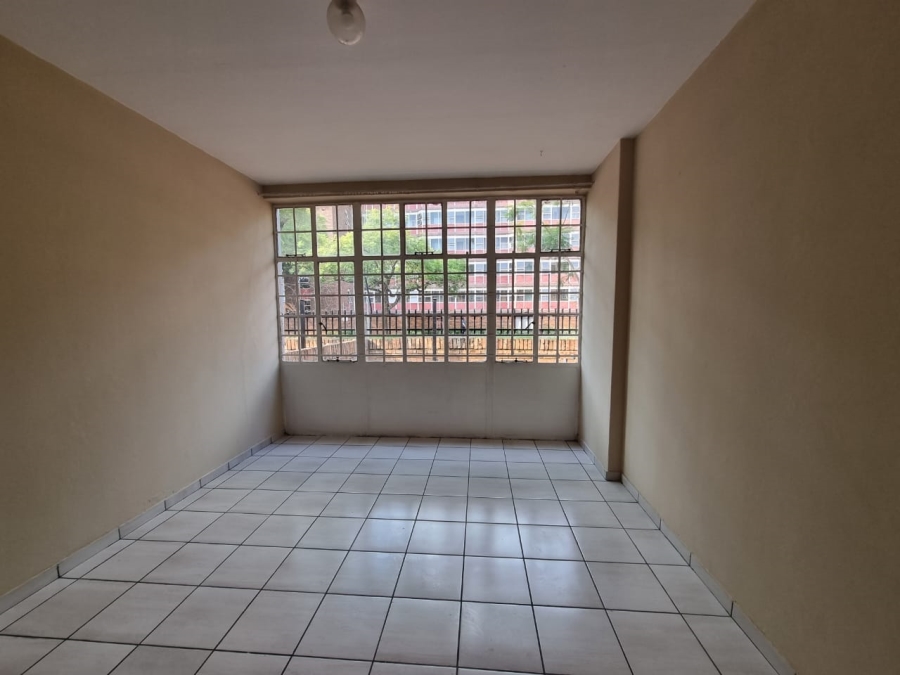 2 Bedroom Property for Sale in Sunnyside Gauteng