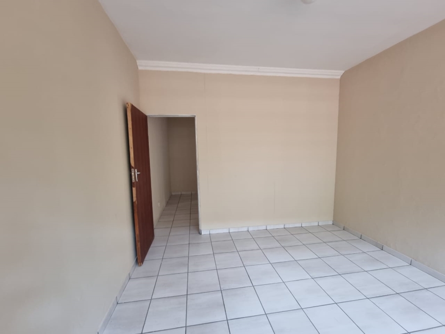 2 Bedroom Property for Sale in Sunnyside Gauteng