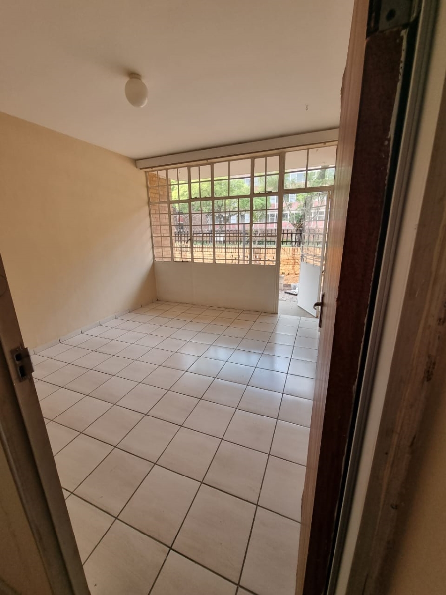 2 Bedroom Property for Sale in Sunnyside Gauteng