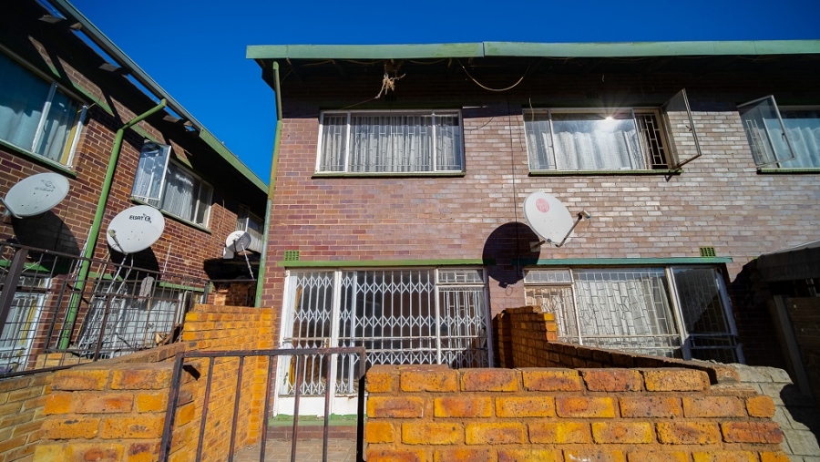 2 Bedroom Property for Sale in Germiston South Gauteng