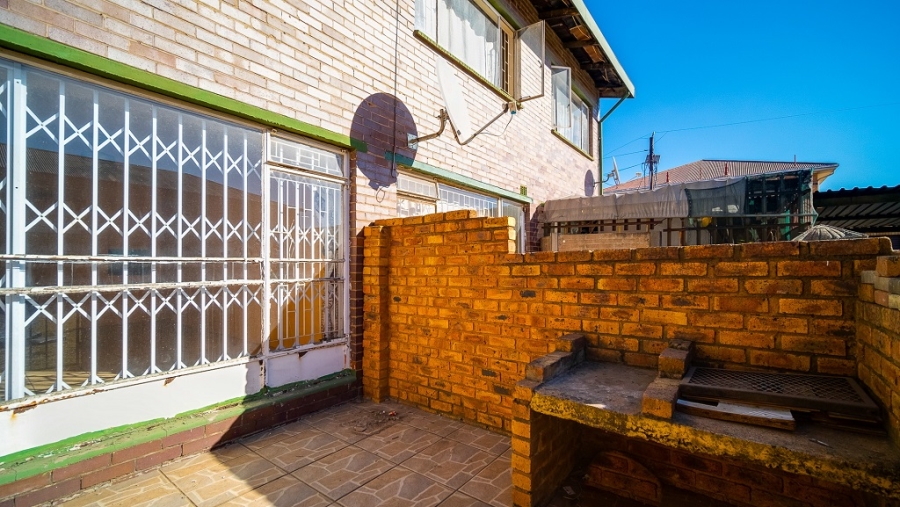 2 Bedroom Property for Sale in Germiston South Gauteng