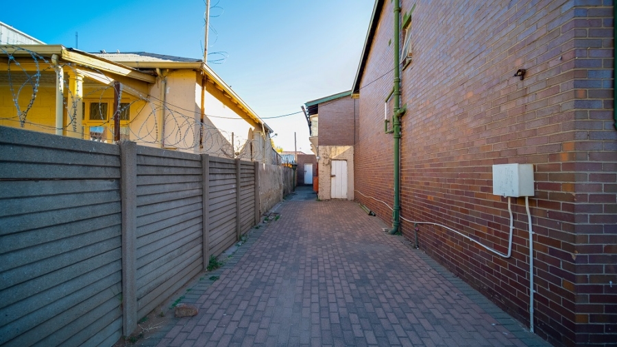 2 Bedroom Property for Sale in Germiston South Gauteng