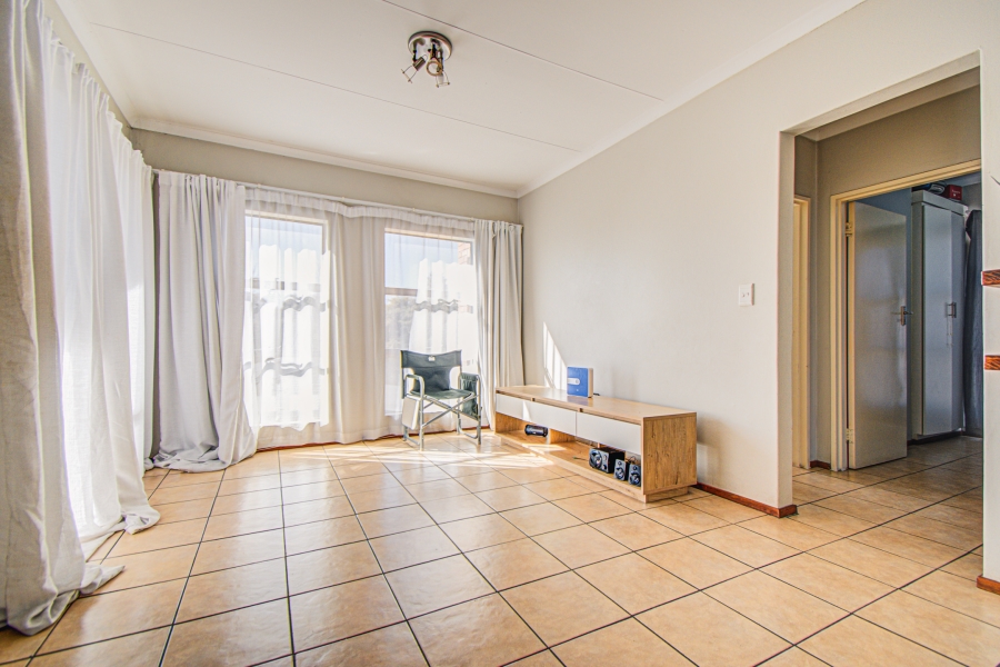 2 Bedroom Property for Sale in Jansenpark Gauteng