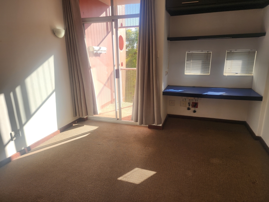 2 Bedroom Property for Sale in Hillcrest Gauteng