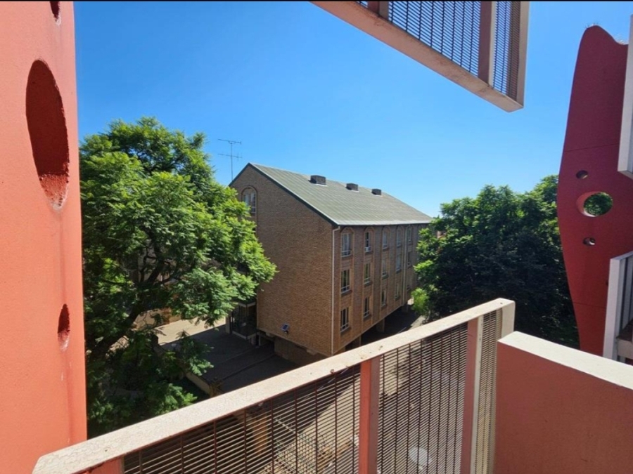 2 Bedroom Property for Sale in Hillcrest Gauteng