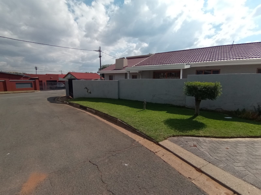 3 Bedroom Property for Sale in Riverlea Gauteng