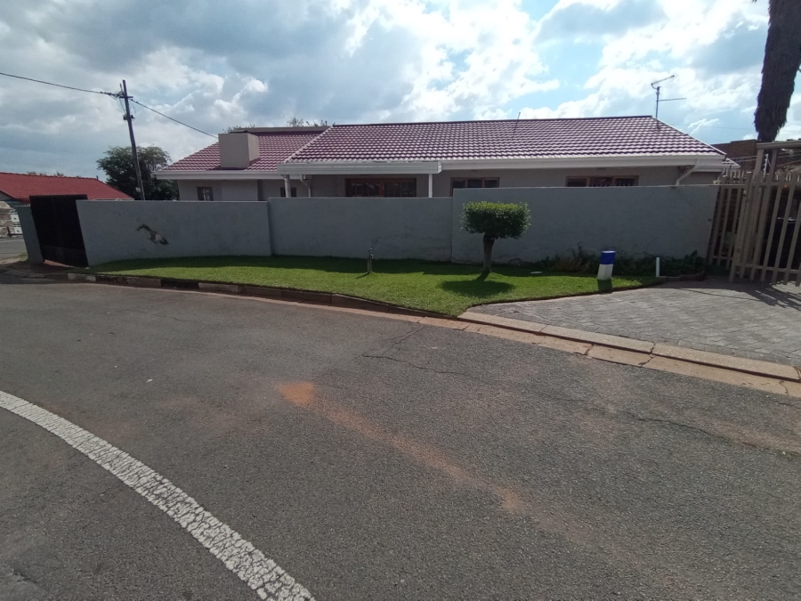 3 Bedroom Property for Sale in Riverlea Gauteng