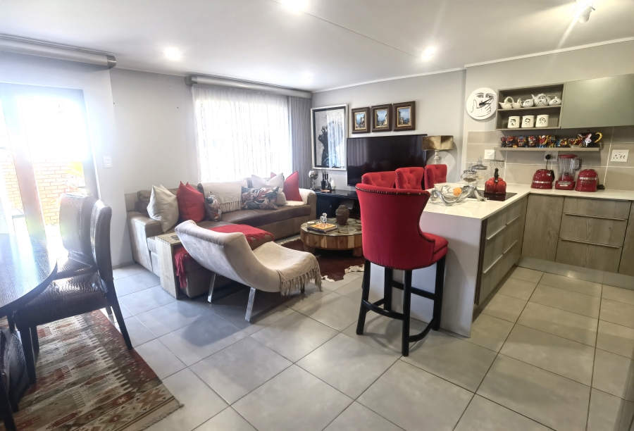 To Let 3 Bedroom Property for Rent in Amberfield Gauteng