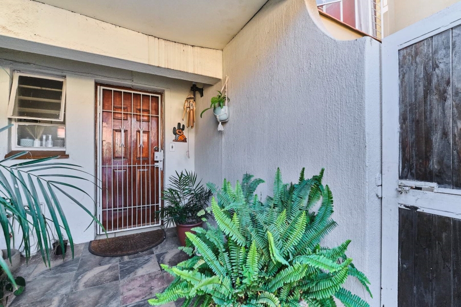 3 Bedroom Property for Sale in Corlett Gardens Gauteng