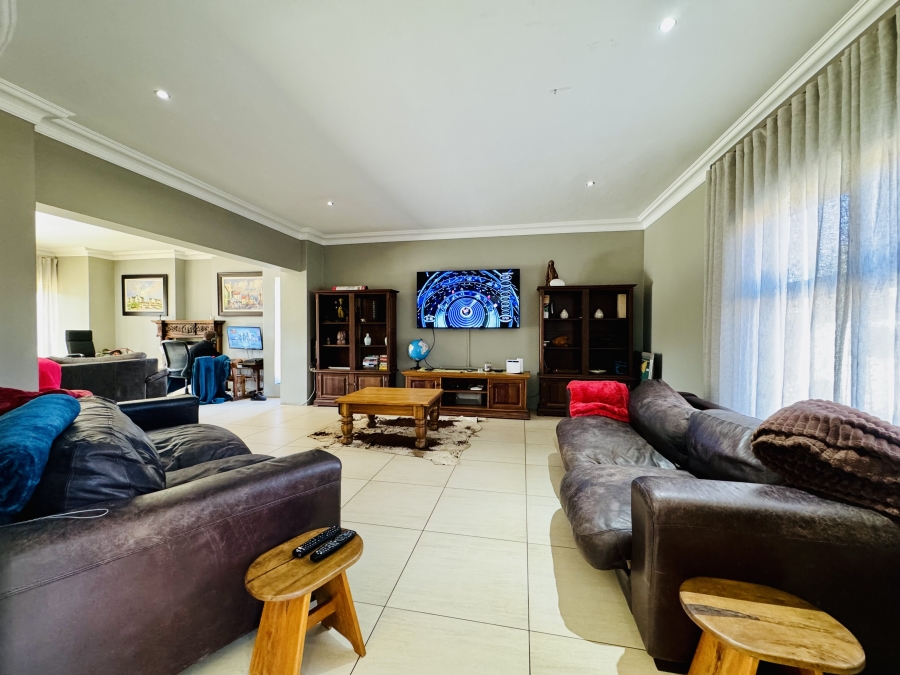 4 Bedroom Property for Sale in Roodeplaat Gauteng