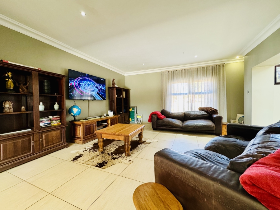 4 Bedroom Property for Sale in Roodeplaat Gauteng