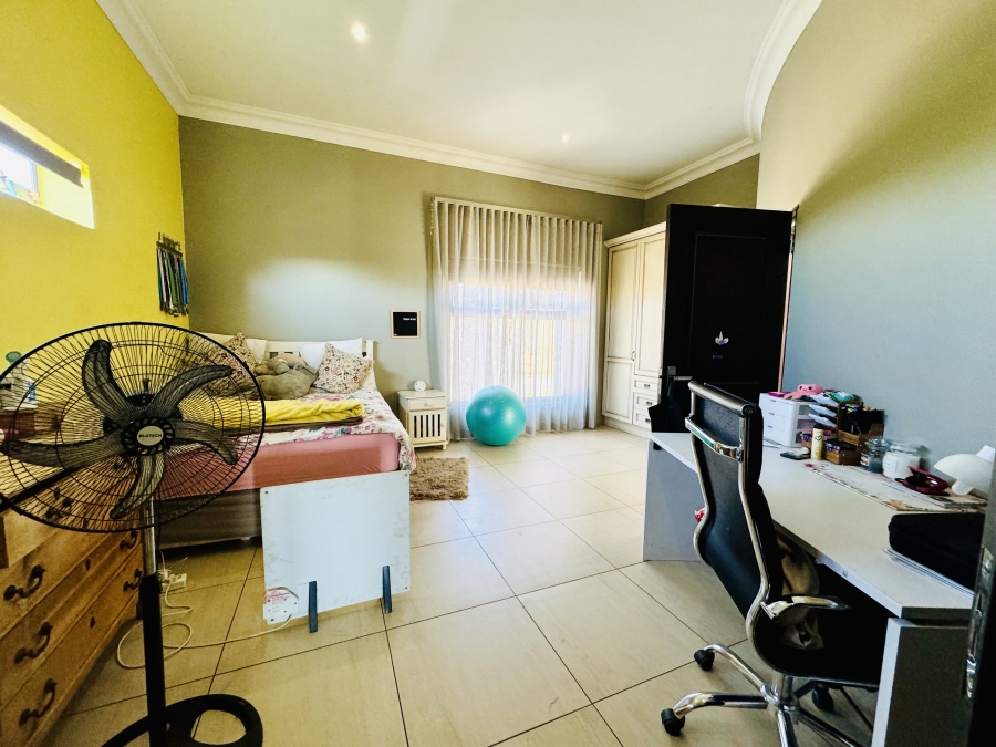 4 Bedroom Property for Sale in Roodeplaat Gauteng