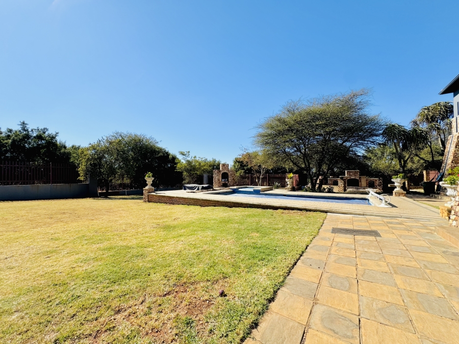 4 Bedroom Property for Sale in Roodeplaat Gauteng