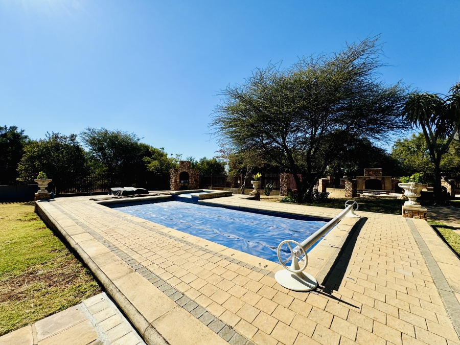 4 Bedroom Property for Sale in Roodeplaat Gauteng