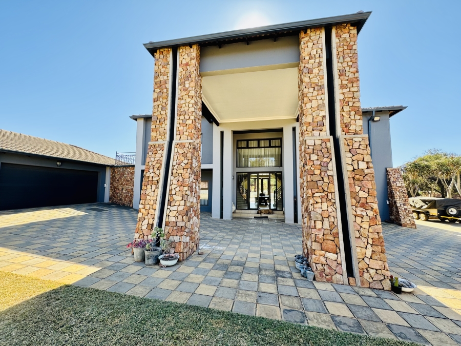 4 Bedroom Property for Sale in Roodeplaat Gauteng